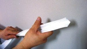 How to tape angled drywall joints 