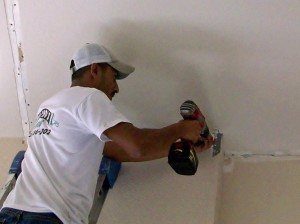 How to repaint water-damaged surfaces