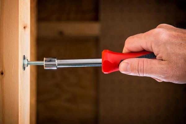 Convertable Nut Driver CRESCENT QUICK-CONVERT NUT DRIVER - Pro Construction Guide