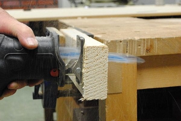 Corded or cordless reciprocating saw: which is better?